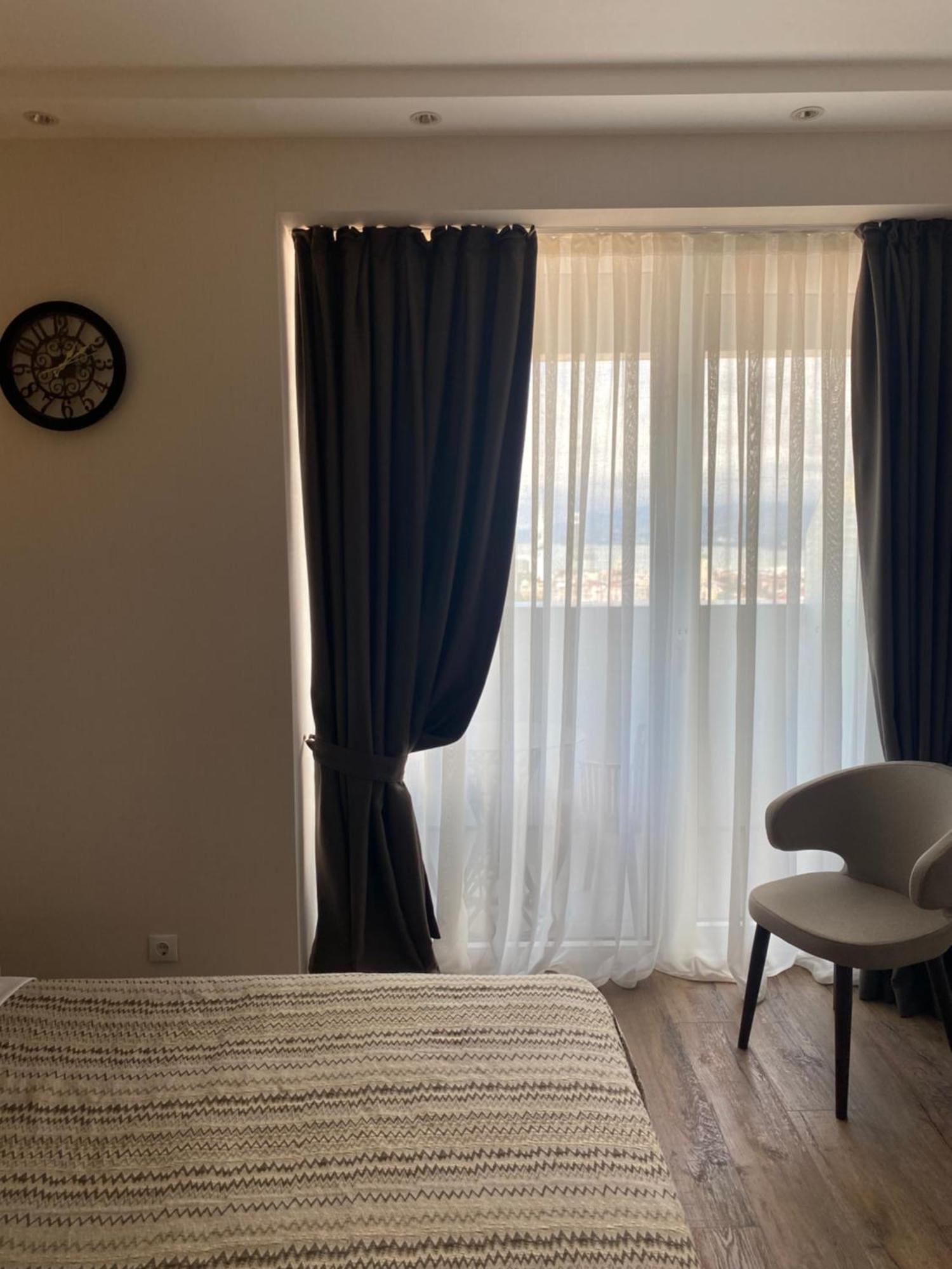 Onyx Palace Delux Batumi Exterior foto