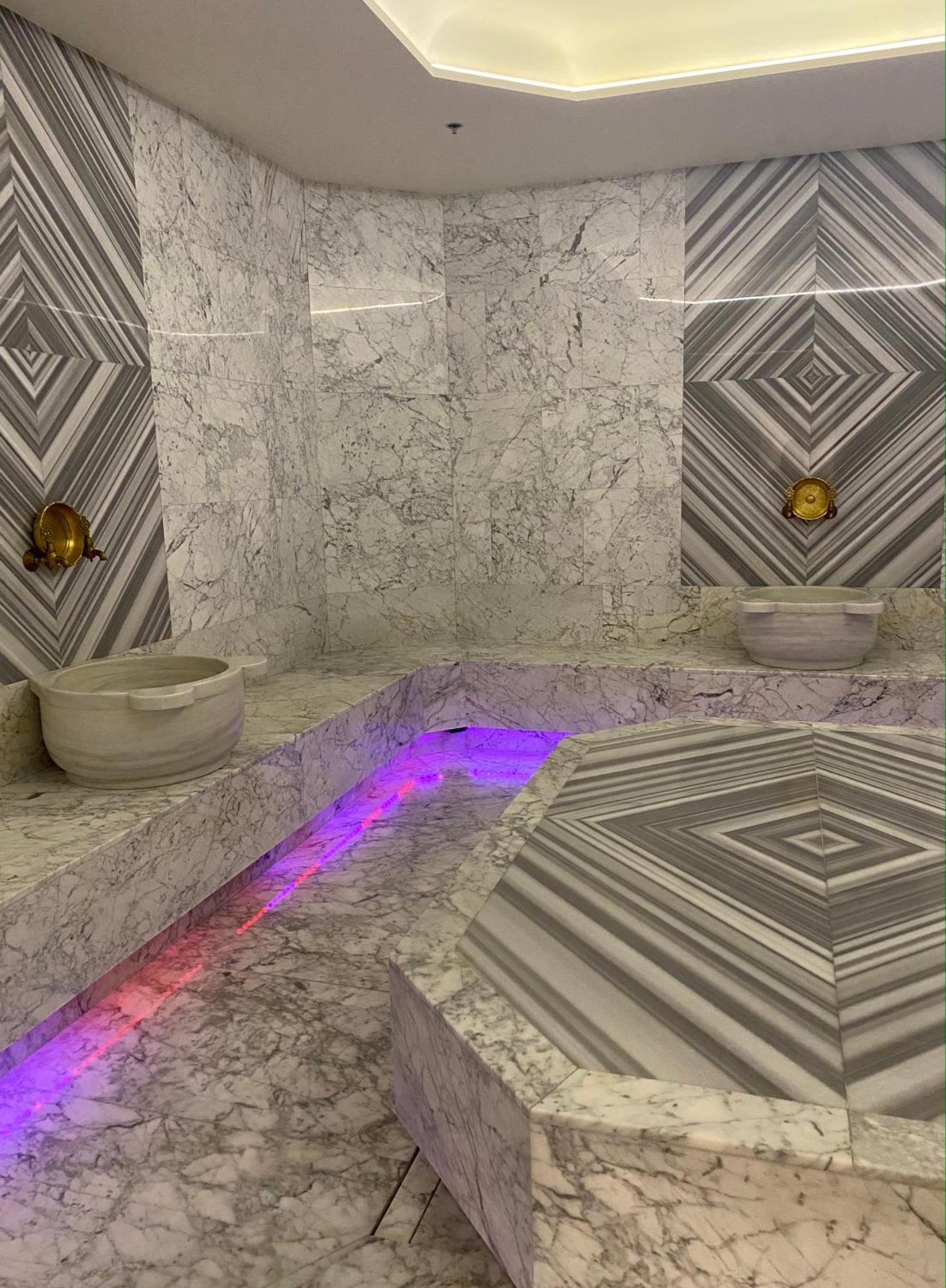 Onyx Palace Delux Batumi Exterior foto